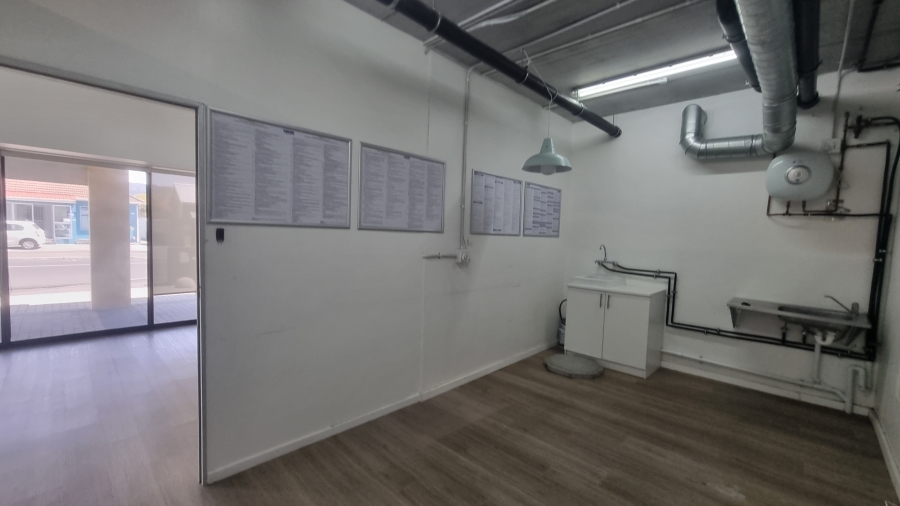 To Let Commercial Property for Rent in Diep River Western Cape